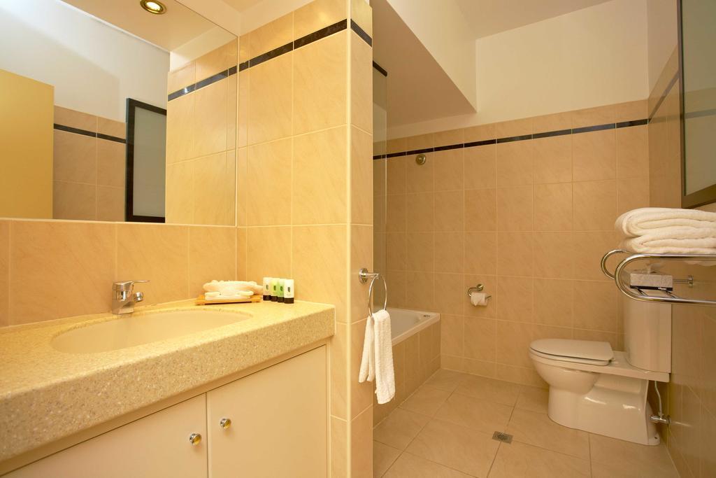 Aparthotel Quest Savoy Hobart Pokoj fotografie